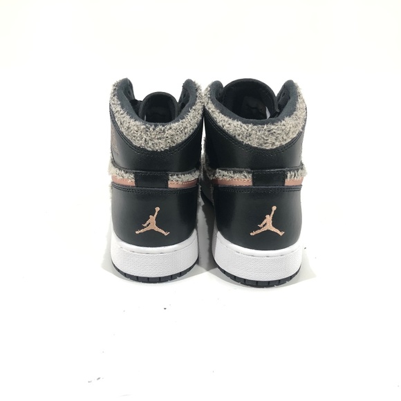 NIKE AIR JORDAN 1 RETRO HIGH BLACK BRONZE NWOT - Picture 5 of 7